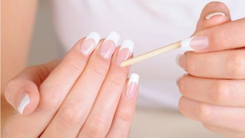 اكتشفي الخطوات الصحيحة للعناية بالأظافر هذا الشتاء