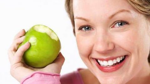 جربي خلطات التفاح للعناية بالبشرة