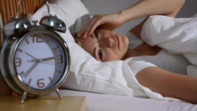 هذه المشروبات ستساعدك على علاج الأرق