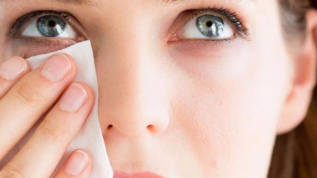 اكتشفي طريقة تحضير مزيل ماكياج بمكونات الطبيعية