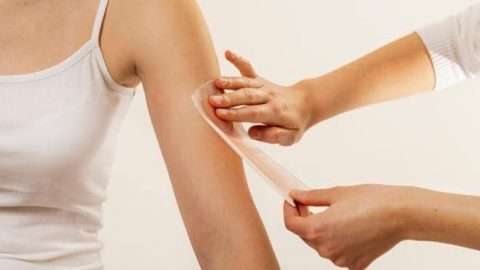 حيل فعالة لإزالة الشعر الزائد بدون ألم…اكتشفيها