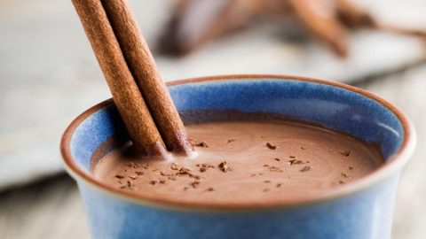 شراب الكاكاو الساخن في عيد الحب