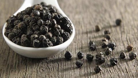 أقنعة الفلفل الأسود لجمال ناري… هل تجرئين؟