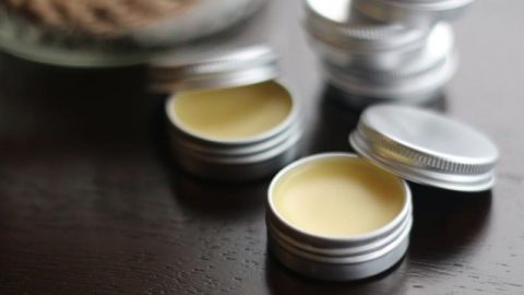 إليكِ خلطة المخمرية لتعطير الجسم