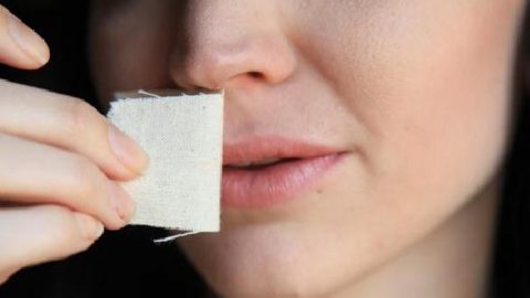 هذه الخلطة تخلصك من الشعر الزائد بسهولة!