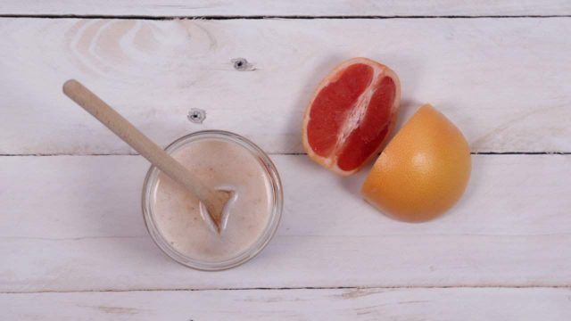 حاربي تساقط الشعر بقناع الجريب فروت