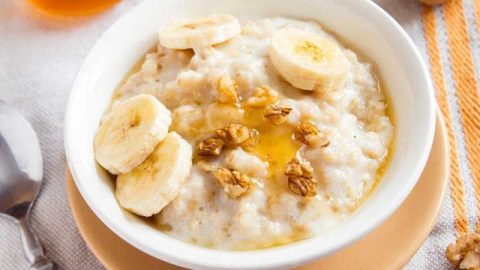 جهزي الشوفان بالحليب والعسل لأطفالك