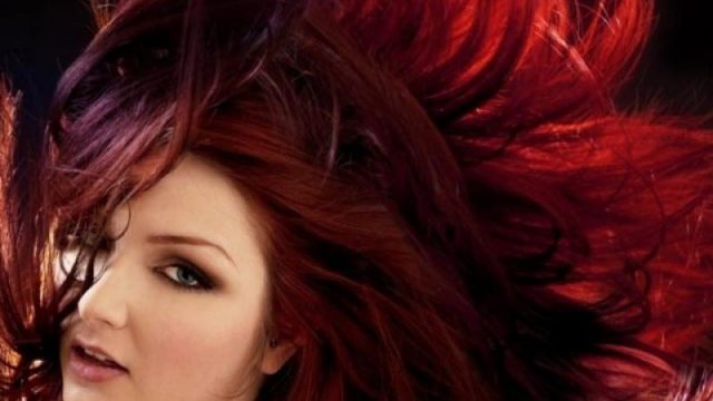 إليك طريقة استخدام الكركديه لعلاج مشاكل الشعر