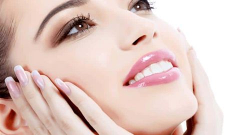 كيف تحصلين على بشرة نضرة في خطوات بسيطة؟