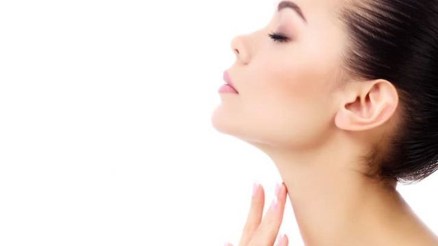 حافظي على جمالك بهذه الخطوات قبل النوم