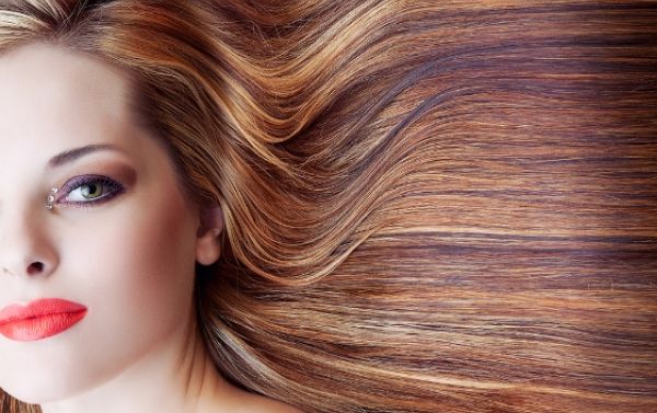 خلطات طبيعية لترطيب الشعر بعد الصبغة