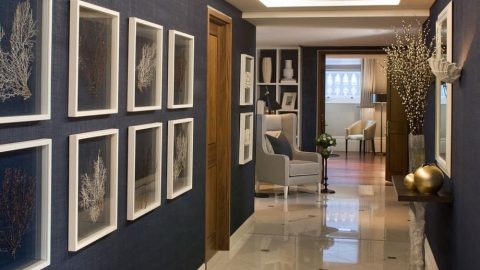 أفكار ديكور لتزيين ممرات المنزل بطريقة عصرية فخمة