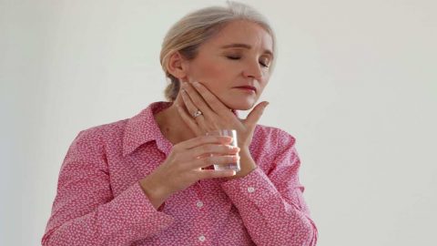 نصائح للتخفيف من الهبات الساخنة بعد انقطاع الطمث