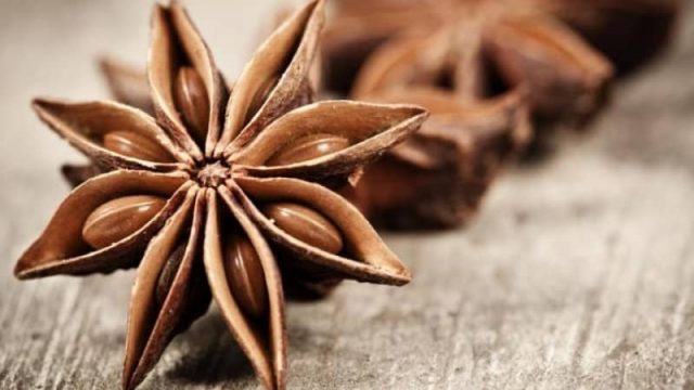 كل ما يجب معرفته عن زيت اليانسون وفوائده