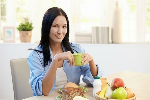 واظبي على تناول هذه الأطعمة وقولي بعدها وداعا لقشرة الرأس