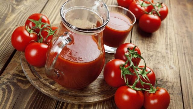 الطماطم : كنز من الفوائد الجمالية على البشرة