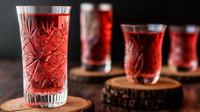 طريقة تجهيز شراب الورد