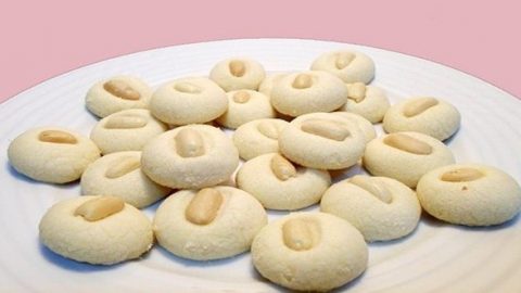 تعلمي طريقة عمل الغريبة الناعمة للعيد