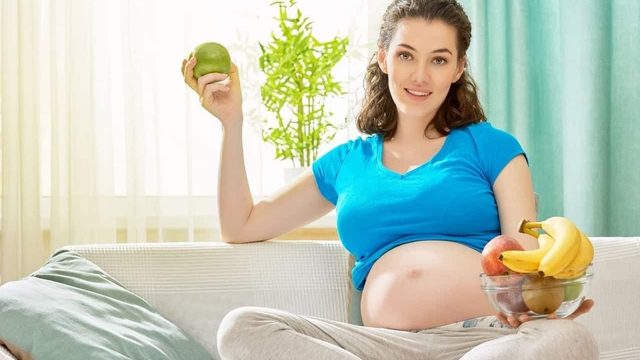 هذه الأطعمة تسهل الولادة الطبيعية .. لا تفوتي معرفتها!