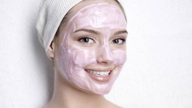 أقنعة طبيعية بديلة للبوتكس.. جربيها