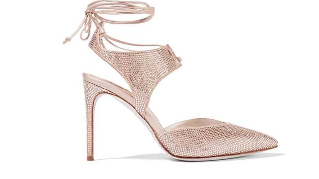 اكتشفي أجمل موديلات أحذية العروس لصيف 2018