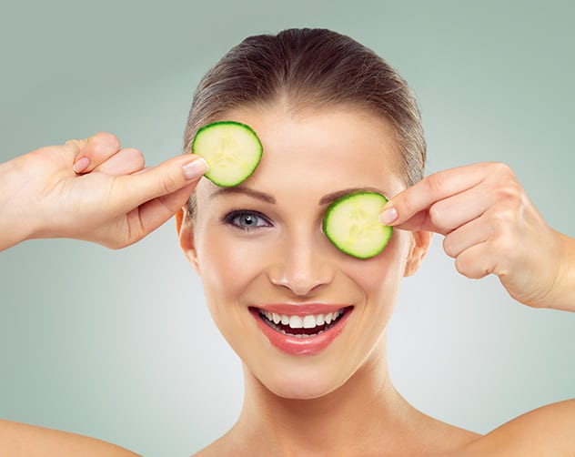 تعرفي على أفضل وصفات الخيار لعلاج انتفاخ العينين