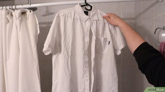 حلول سريعة للملابس المجعدة.. اكتشفيها!