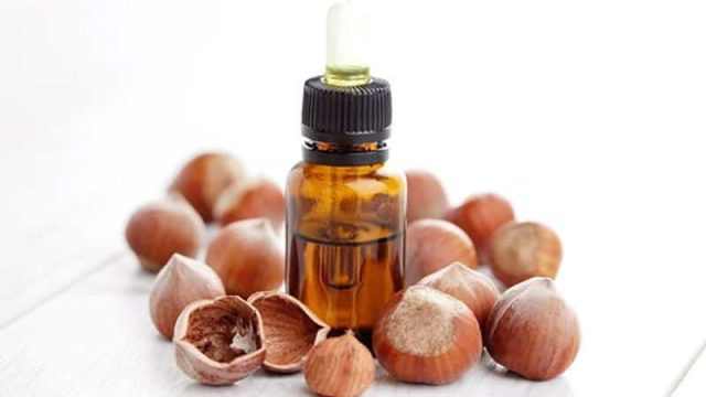 تعرفي على الاستخدامات الجمالية لزيت البندق