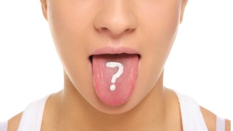لون لسانك يدل على صحة جسمك!