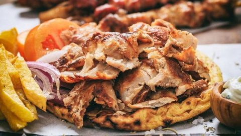 خطوات بسيطة لتجهيز الشاورما المنزلية