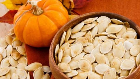 هل تعرفين فوائد بذور اليقطين للبشرة والشعر؟