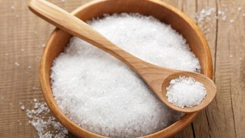 5 استخدامات رائعة للملح للعناية بجمالك