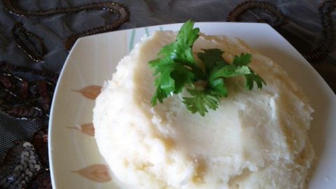 طريقة بسيطة لتجهيز البطاطا البوريه