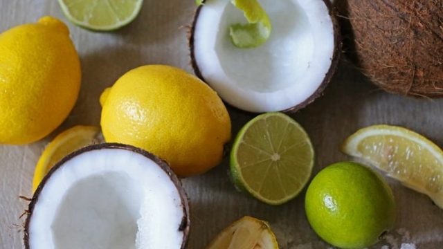 قناع زيت جوز الهند وزيت الحمضيات للعناية ببشرتك