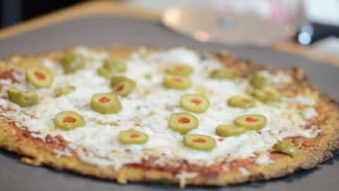 فطائر الجبن والزيتون اللذيذة