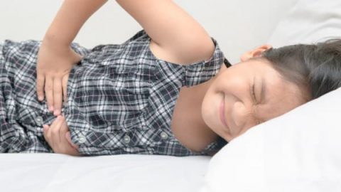 هذه الأمراض تنتقل لطفلك من المدرسة.. اكتشفيها