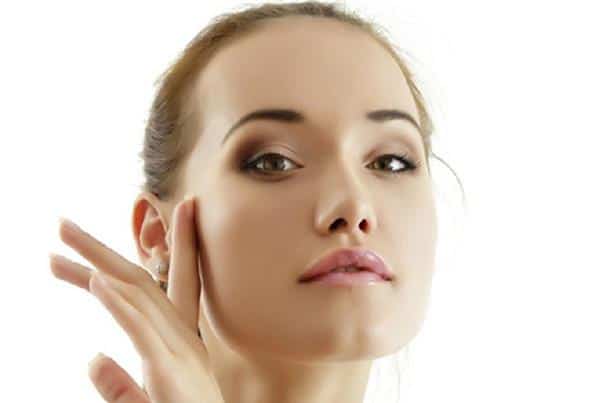 استخدمي وصفات زبدة الكاكاو وانعمي بجمال طبيعي جذاب