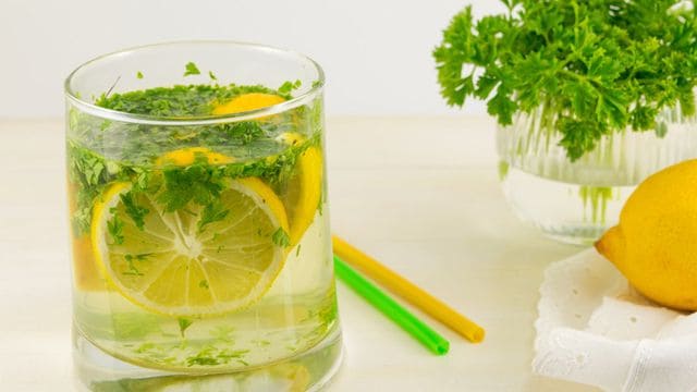 طريقة تجهيز شراب البقدونس