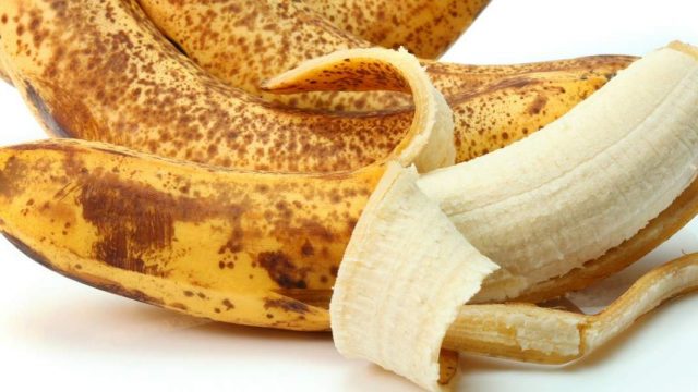 أقنعة الموز للعناية بالبشرة والشعر