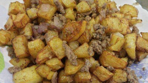 وصفة مفركة البطاطا باللحم المفروم الرائعة