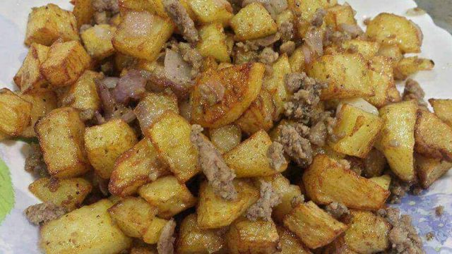 وصفة مفركة البطاطا باللحم المفروم الرائعة