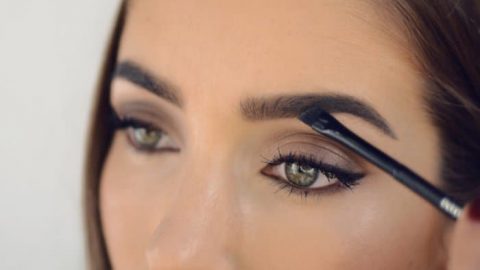 3 خطوات بسيطة للحصول على حواجب عريضة.. جربيها بنفسك