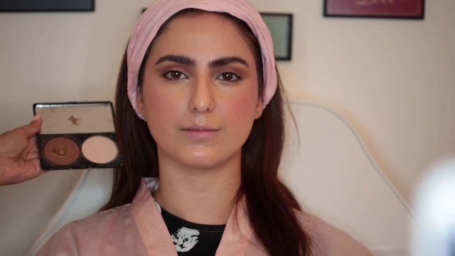 كيف تحصلين على ماكياج صباحي مميز في خطوات بسيطة؟