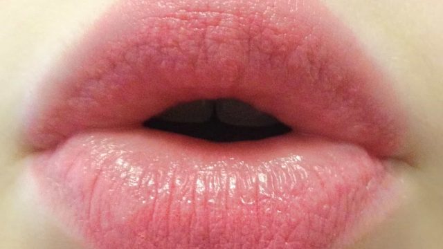 جربي نفخ الشفاه بمكونات طبيعية من مطبخك