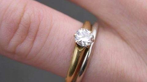 شاهدي تصاميم مبتكرة لخواتم خطوبة شتاء 2019