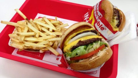 البرجر : وجبة يمكنك تناولها أثناء الرجيم بشروط