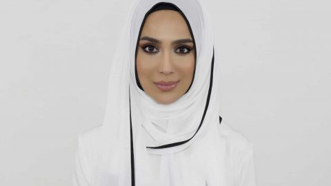 بالصور: احصلي على إطلالة حجاب أنيقة مع هذه الطرحات الجذابة