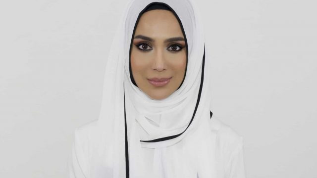 بالصور: احصلي على إطلالة حجاب أنيقة مع هذه الطرحات الجذابة