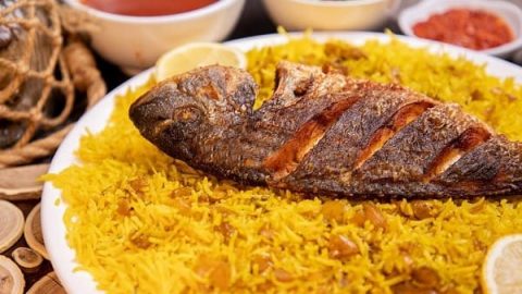 خطوات تجهيز الأرز مع السمك المشوي