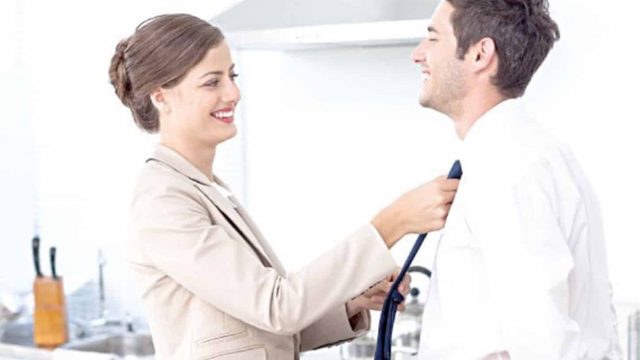 نصائح للتعامل مع الزوج المدمن على العمل